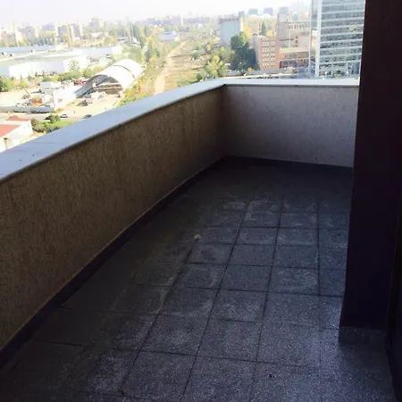 Apartment Cosmo Plaza